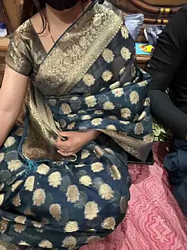 cutestpearl online show from February 2026 06:20:01 PM