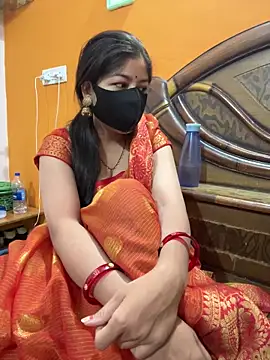 cutestpearl online show from March 2026 07:01:01 PM