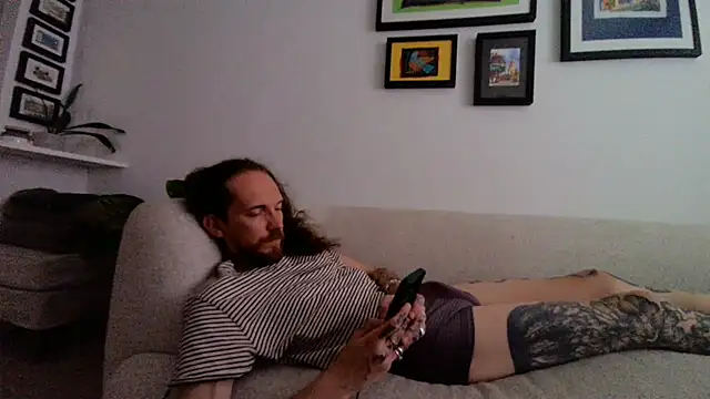 skinnytarzan89 online show from July 2026 07:27:01 PM