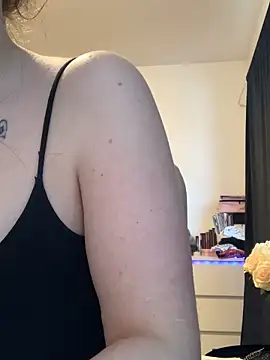 Ghostbaby02 online show from February 2026 01:44:02 PM