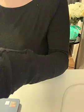 Ghostbaby02 online show from January 2026 02:57:01 PM