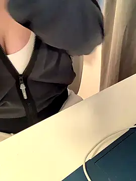 Ghostbaby02 online show from December 2025 01:44:02 PM