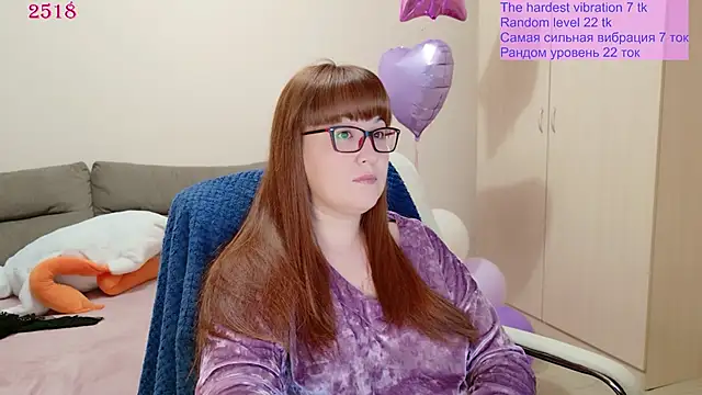 Foxy-lady online show from June 2026 07:07:02 PM