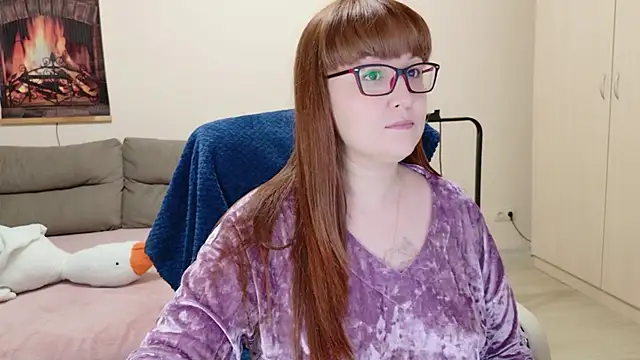 Foxy-lady online show from May 2026 04:12:01 PM