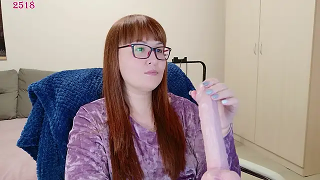 Foxy-lady online show from April 2026 09:39:33 PM