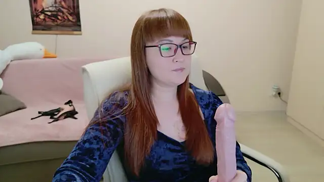 Snapshot of Foxy-lady chatting on November 2025 06:08:01 PM Foxy-lady online show from November 2025 06:08:01 PM