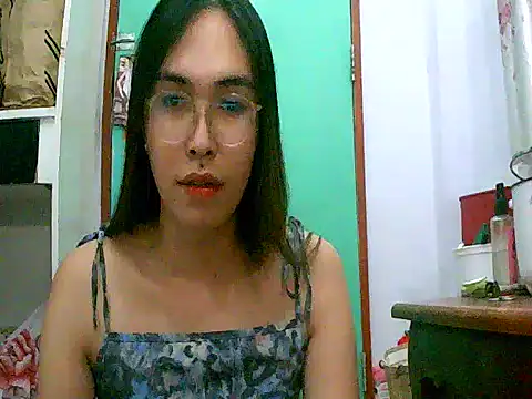 Snapshot of hottest_solel chatting on December 2025 07:15:01 PM hottest solel online show from December 2025 07:15:01 PM