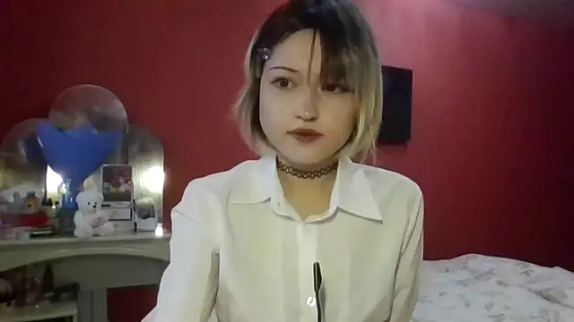 SkylaPorter online show from November 2025 10:26:01 AM