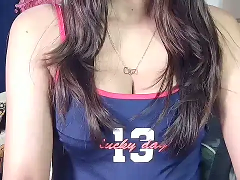 SongBird 01 online show from April 2026 06:38:01 PM