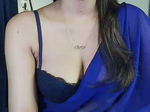 SongBird 01 online show from July 2026 05:43:01 PM