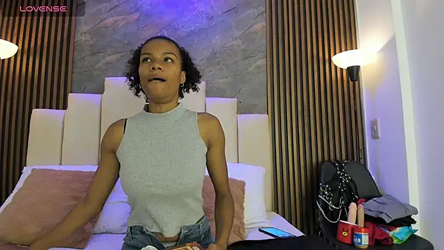 catiusca reyes 03 online show from April 2026 02:57:02 PM