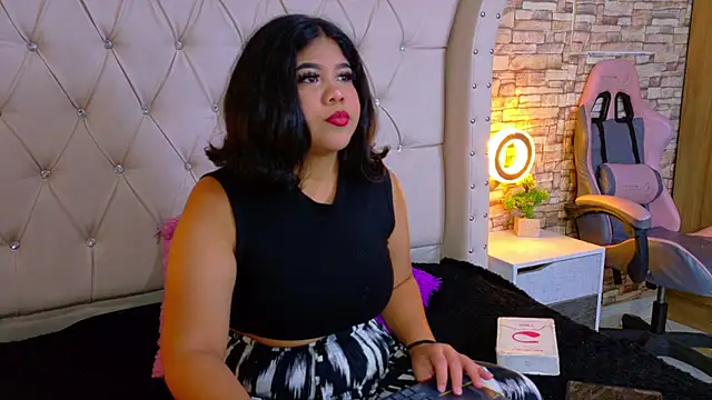 Amanda Mooree online show from April 2026 03:57:02 AM
