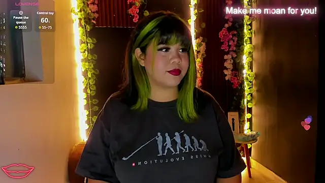 Amanda Mooree online show from June 2026 07:36:01 AM