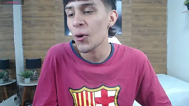 DraxBlade09 online show from March 2026 08:25:01 PM