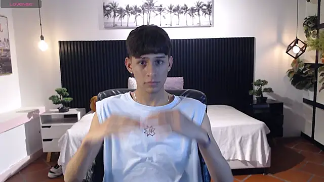 DraxBlade09 online show from February 2026 09:03:02 PM