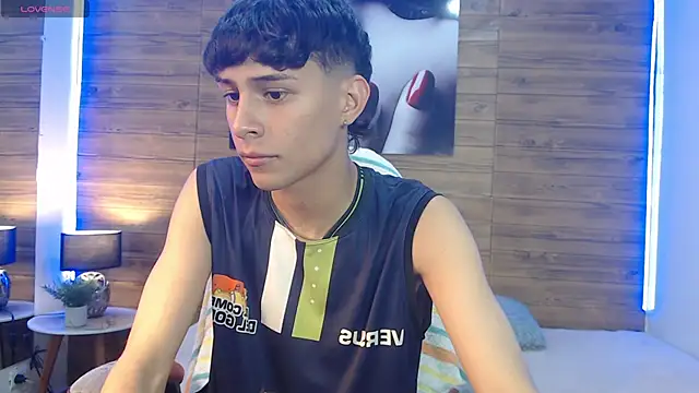 DraxBlade09 online show from February 2026 08:22:02 PM