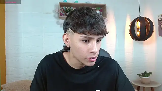 DraxBlade09 online show from March 2026 07:35:01 PM