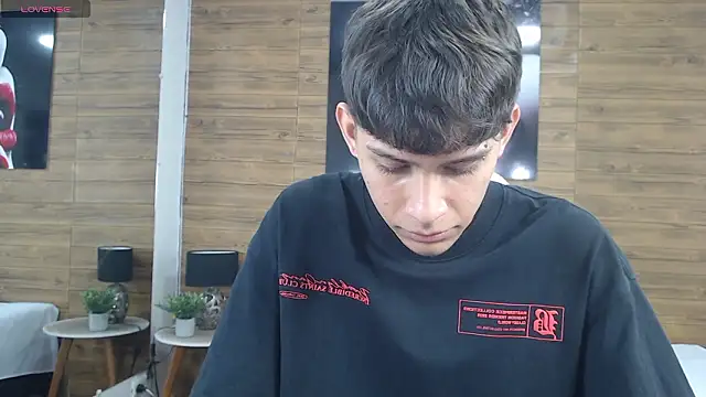 DraxBlade09 online show from March 2026 07:18:01 PM