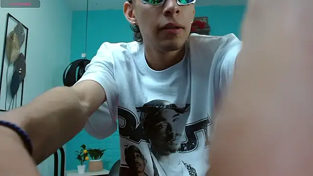 DraxBlade09 online show from March 2026 07:59:01 PM