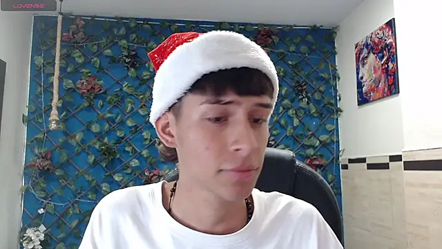 DraxBlade09 online show from December 2025 03:42:01 AM