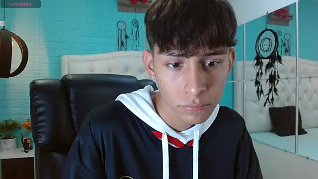 DraxBlade09 online show from November 2025 07:47:01 PM