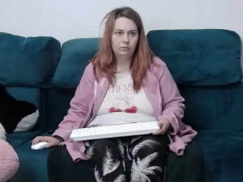 EmilyJenner online show from March 2026 03:28:02 AM