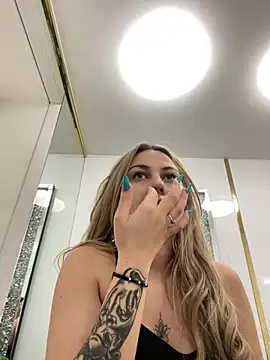 Chloe GraceeX online show from February 2026 06:52:01 PM