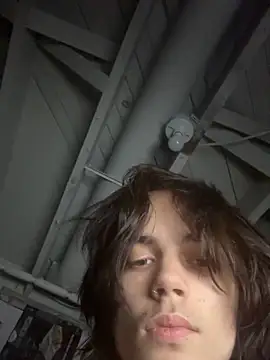 Snapshot of HungEmo123 chatting on November 2025 04:45:02 AM HungEmo123 online show from November 2025 04:45:02 AM