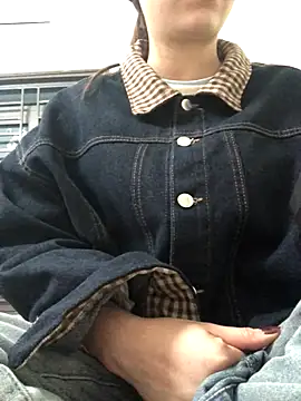 Snapshot of Miumiu95x chatting on December 2025 06:02:01 PM Miumiu95x online show from December 2025 06:02:01 PM