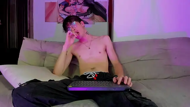 Snapshot of Dio__morningstar chatting on March 2026 07:43:02 PM Dio morningstar online show from March 2026 07:43:02 PM