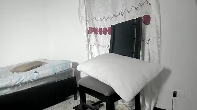 Snapshot of Dio__morningstar chatting on April 2026 11:55:02 AM Dio morningstar online show from April 2026 11:55:02 AM