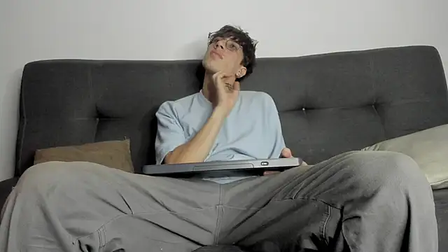 Snapshot of Dio__morningstar chatting on January 2026 08:01:02 PM Dio morningstar online show from January 2026 08:01:02 PM