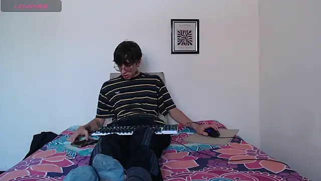 Snapshot of Dio__morningstar chatting on March 2026 02:13:02 PM Dio morningstar online show from March 2026 02:13:02 PM