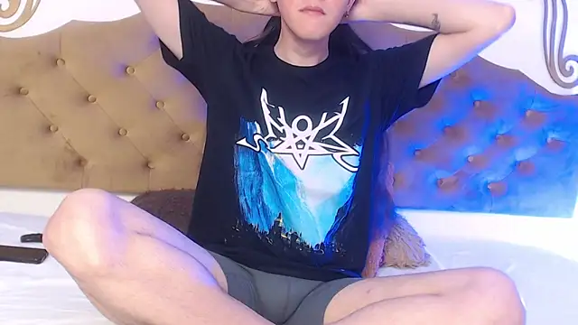 abysskingg online show from April 2026 12:29:01 PM