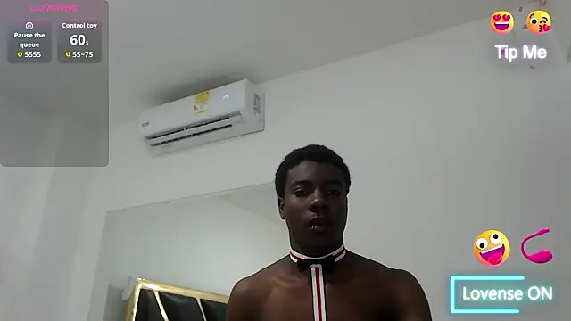 NoahJhonson69 online show from January 2026 07:34:01 PM