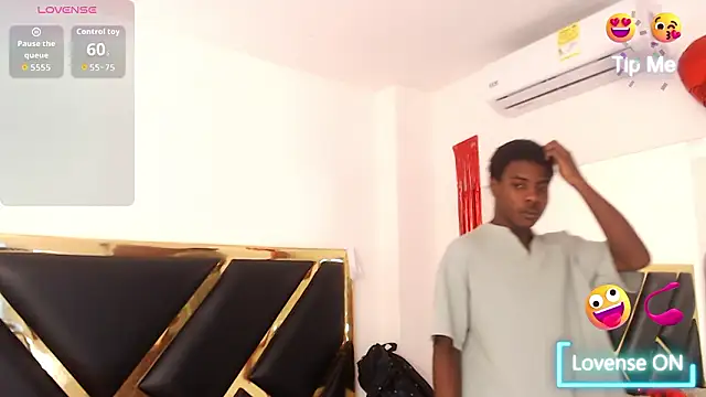 NoahJhonson69 online show from February 2026 11:54:02 AM