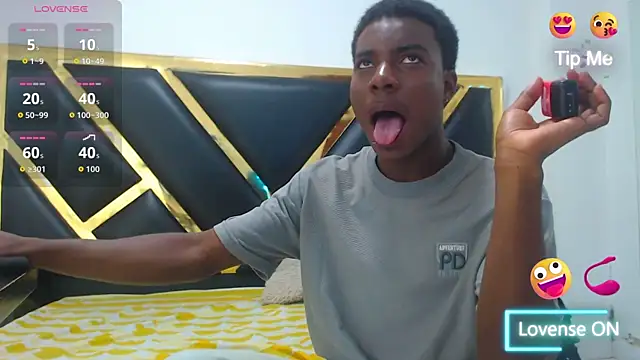 NoahJhonson69 online show from January 2026 07:09:01 PM