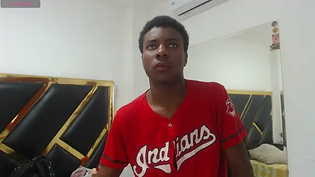 NoahJhonson69 online show from February 2026 11:28:01 AM