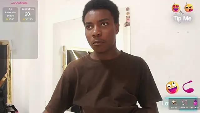 NoahJhonson69 online show from February 2026 12:48:02 PM