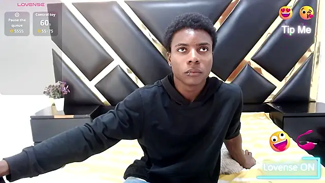 NoahJhonson69 online show from March 2026 04:22:02 PM