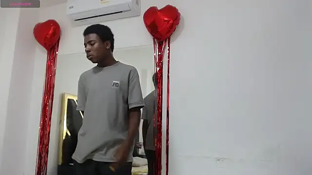 NoahJhonson69 online show from February 2026 01:22:01 PM