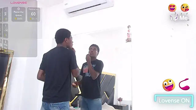 NoahJhonson69 online show from February 2026 12:58:02 PM