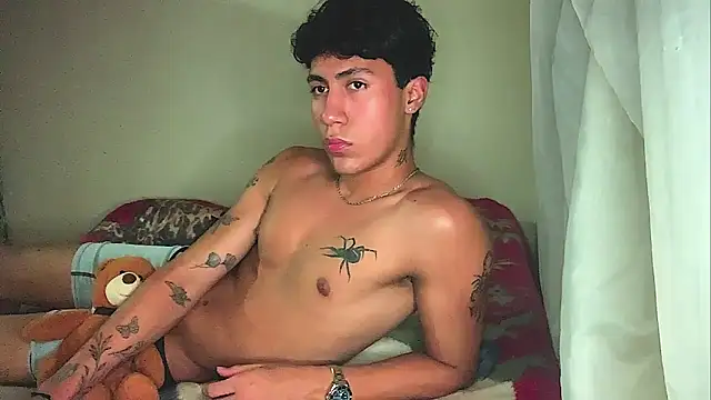 Snapshot of lyonjared_ chatting on December 2025 01:50:01 AM lyonjared online show from December 2025 01:50:01 AM