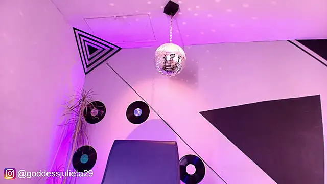 goddess julieta online show from March 2026 06:20:02 PM