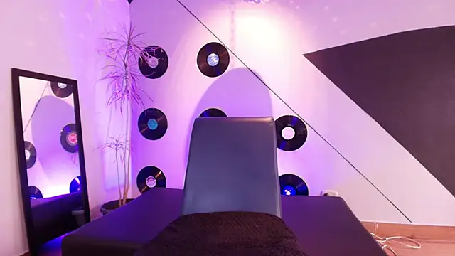 Snapshot of goddess_julieta chatting on February 2026 07:14:02 PM goddess julieta online show from February 2026 07:14:02 PM