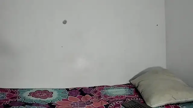 Snapshot of Jave_rave chatting on January 2026 03:57:01 AM Jave rave online show from January 2026 03:57:01 AM