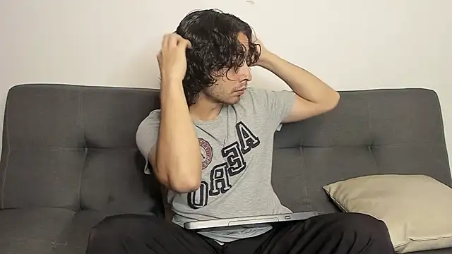 Snapshot of Jave_rave chatting on December 2025 11:42:02 AM Jave rave online show from December 2025 11:42:02 AM