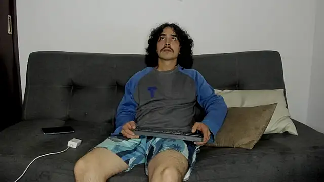 Snapshot of Jave_rave chatting on January 2026 03:43:02 AM Jave rave online show from January 2026 03:43:02 AM