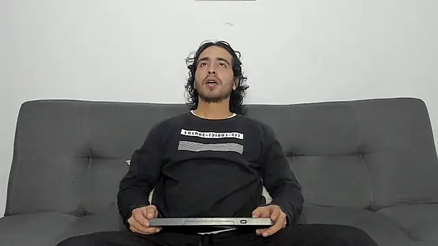 Snapshot of Jave_rave chatting on December 2025 12:22:02 PM Jave rave online show from December 2025 12:22:02 PM