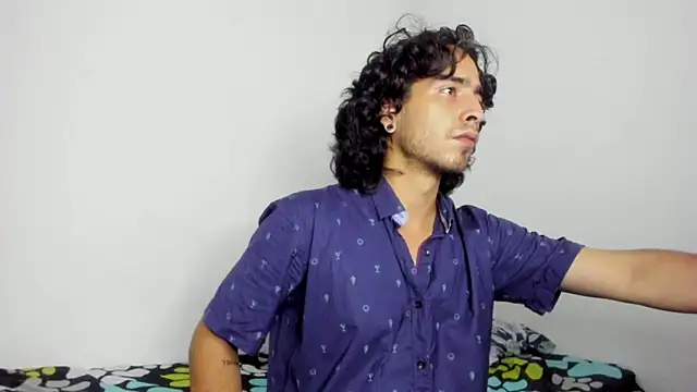 Snapshot of Jave_rave chatting on December 2025 04:11:01 AM Jave rave online show from December 2025 04:11:01 AM